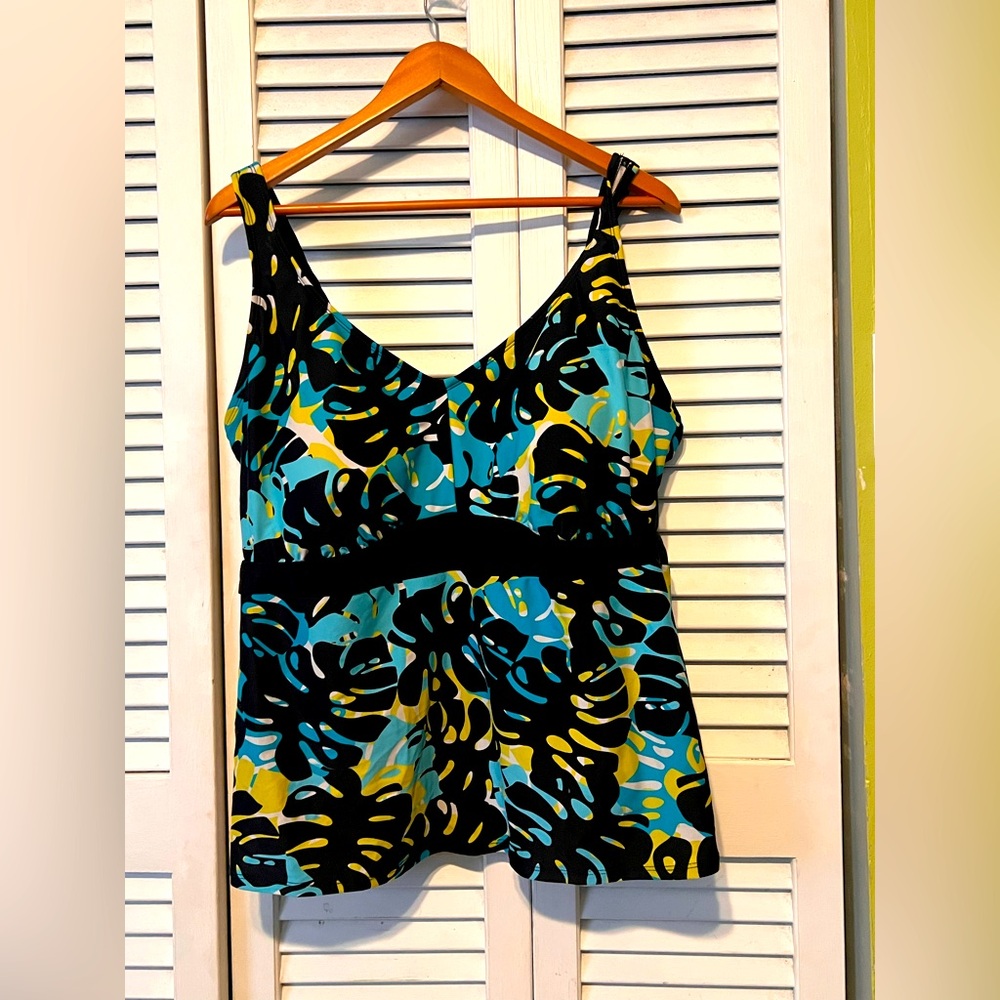 Target Leaf Print Colorful Tankini Top Plus